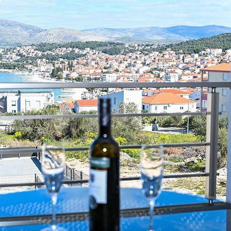 Luxury Apartment With Swimming Pool Ana Trogir Zewnętrze zdjęcie