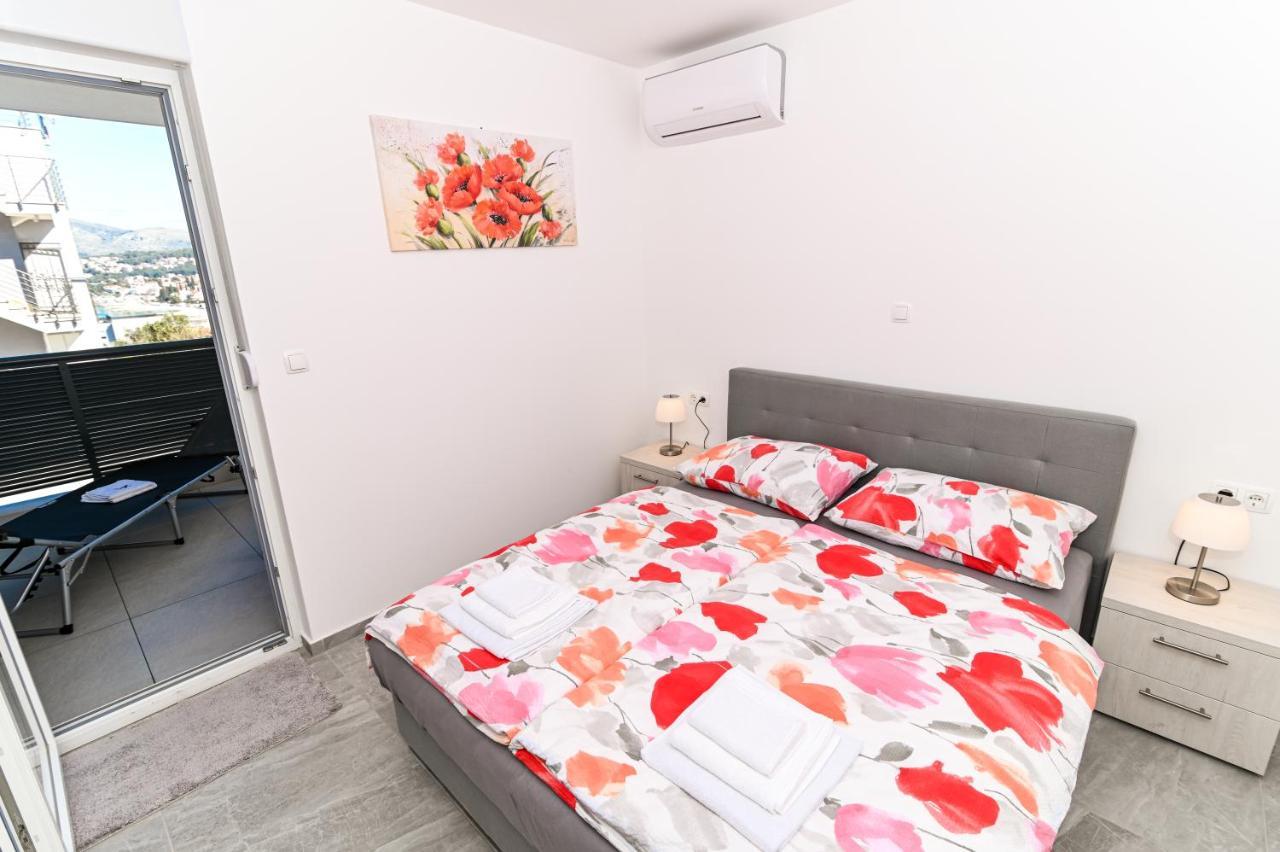 Luxury Apartment With Swimming Pool Ana Trogir Zewnętrze zdjęcie