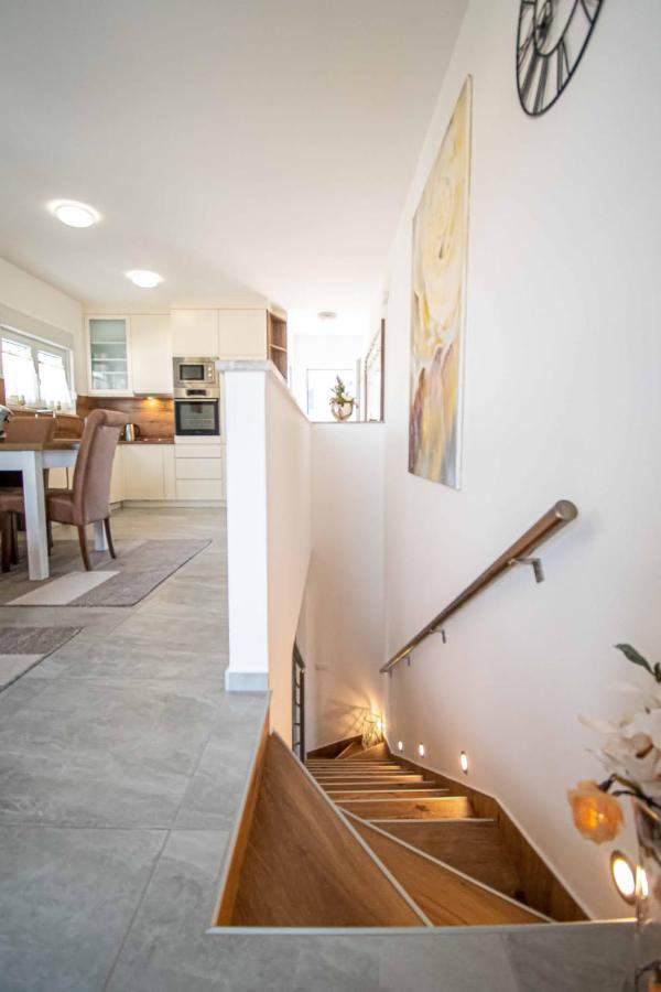 Luxury Apartment With Swimming Pool Ana Trogir Zewnętrze zdjęcie