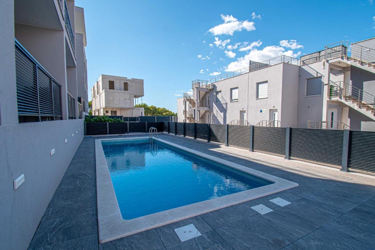Luxury Apartment With Swimming Pool Ana Trogir Zewnętrze zdjęcie