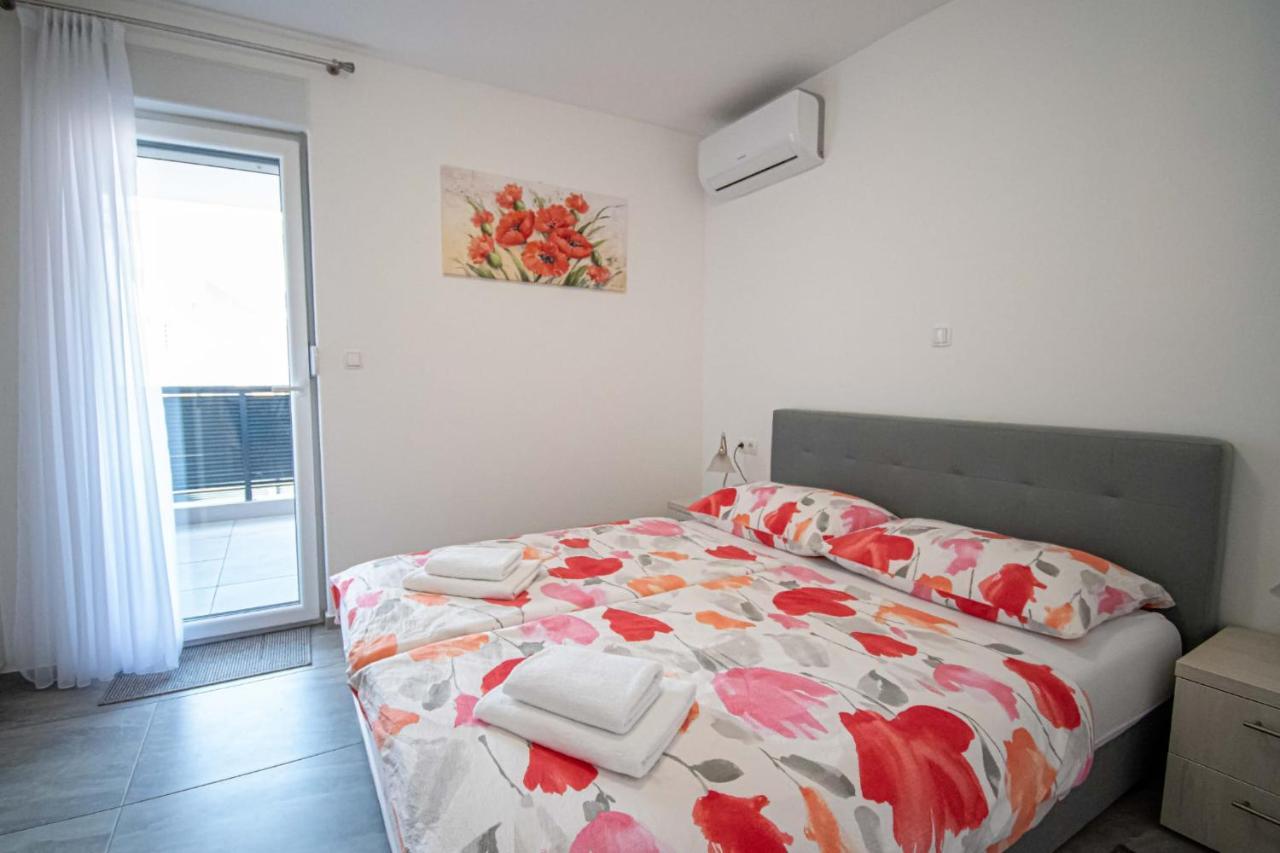 Luxury Apartment With Swimming Pool Ana Trogir Zewnętrze zdjęcie
